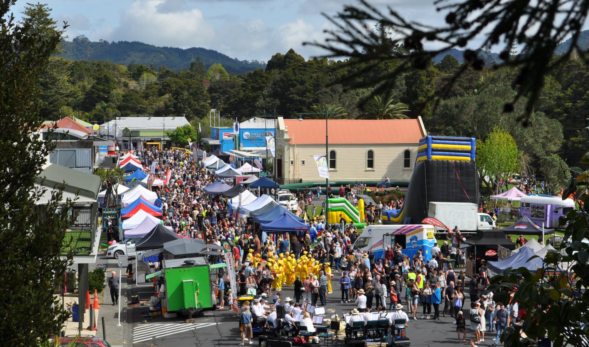 Hundreds of families and friends gathering to celebrate local culture
